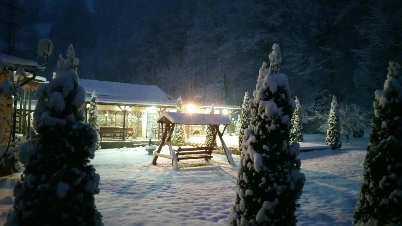 Casa Alex Villa วาลิอุก ภายนอก รูปภาพ